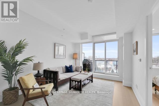 408 - 25 Malcolm Road, Toronto (leaside), Ontario