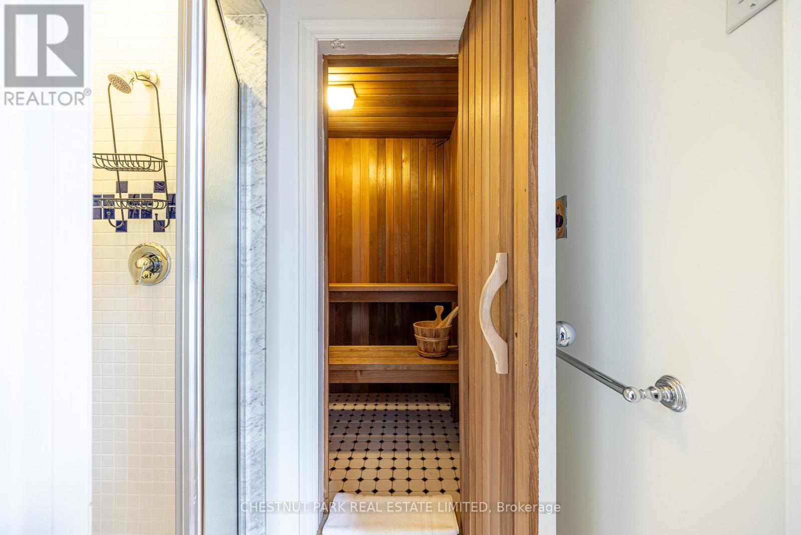 263 Erskine Avenue, Toronto (mount Pleasant East), Ontario