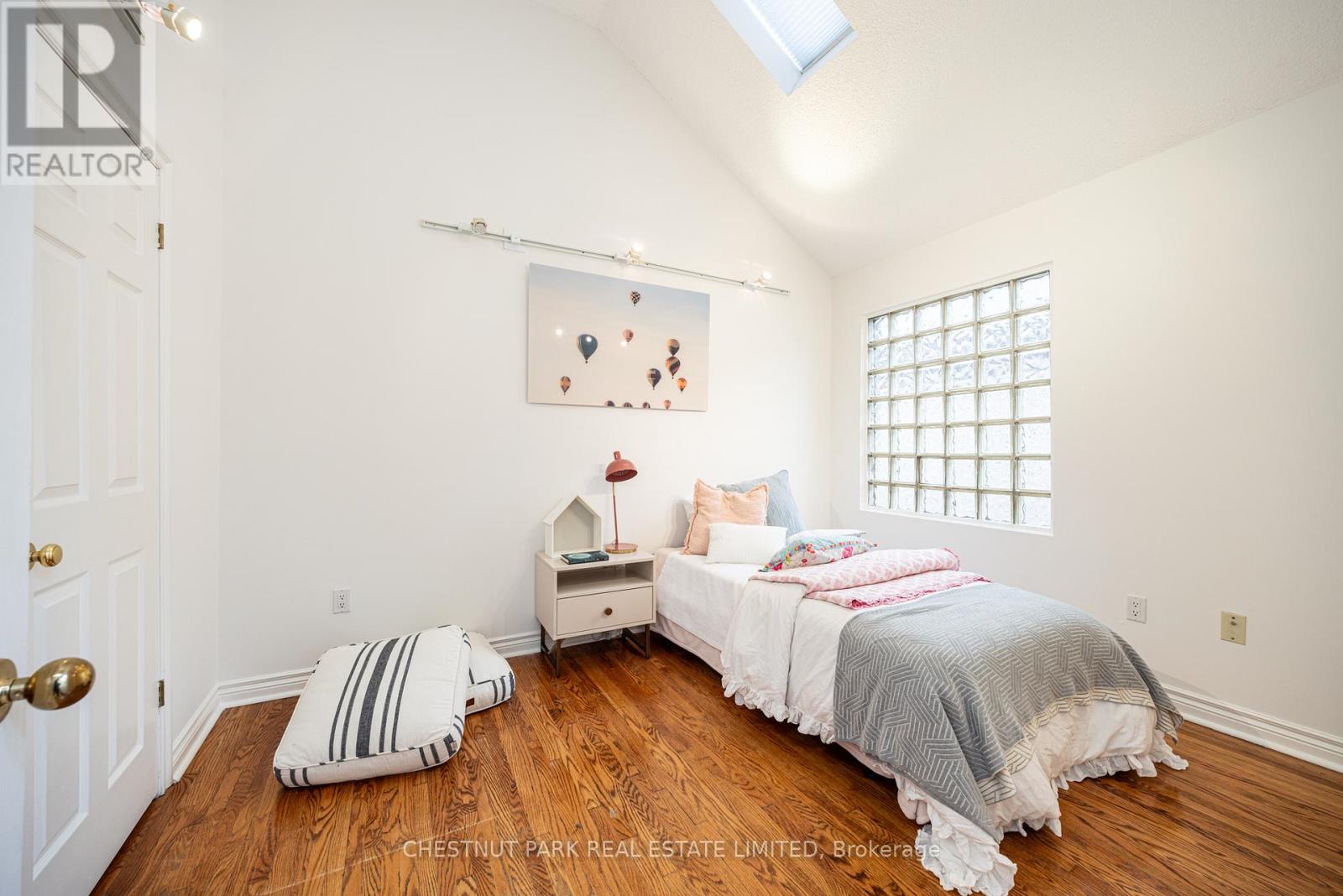 263 Erskine Avenue, Toronto (mount Pleasant East), Ontario