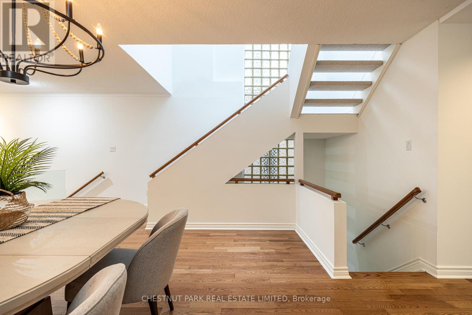 263 Erskine Avenue, Toronto (mount Pleasant East), Ontario