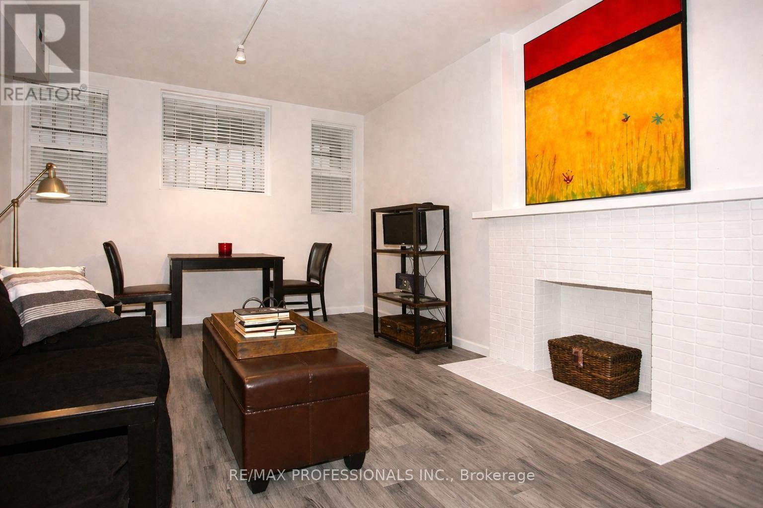 105 - 412 Jarvis Street, Toronto (church-yonge Corridor), Ontario