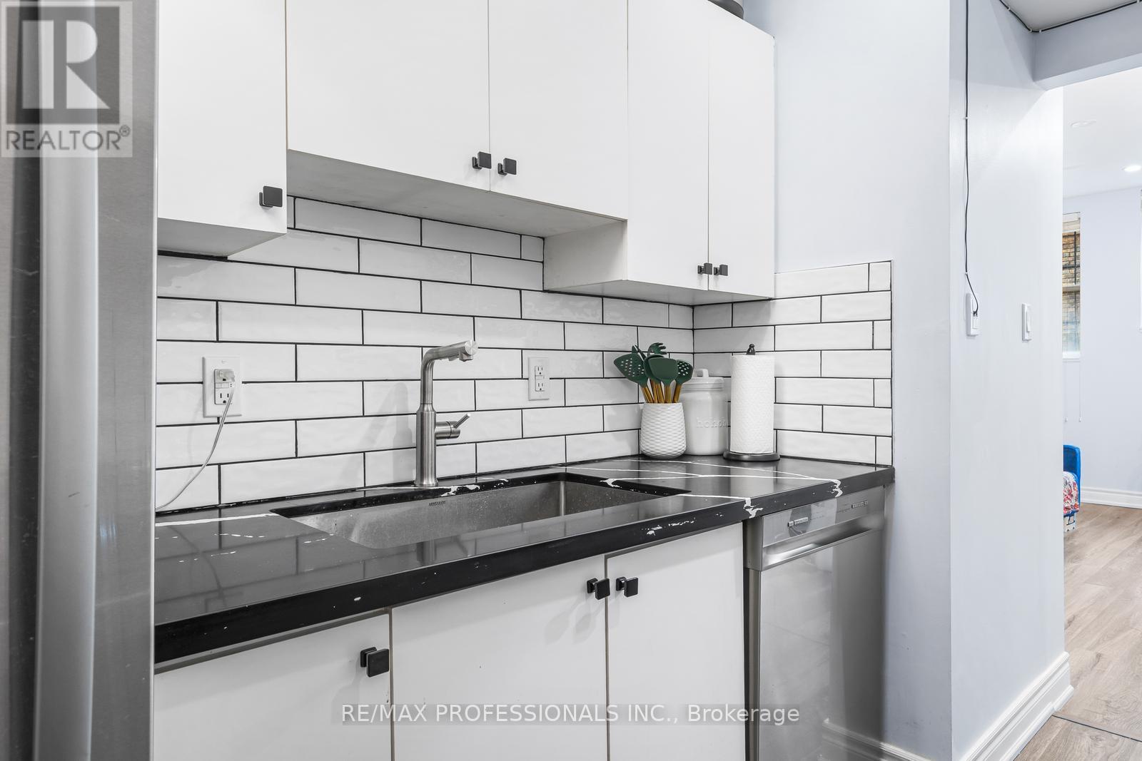 105 - 412 Jarvis Street, Toronto (church-yonge Corridor), Ontario