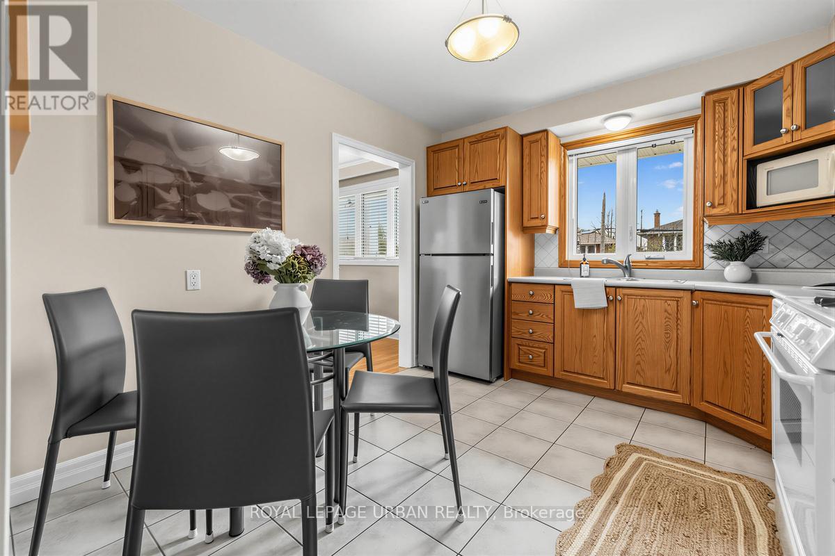 10 Kenewen Court, Toronto (victoria Village), Ontario