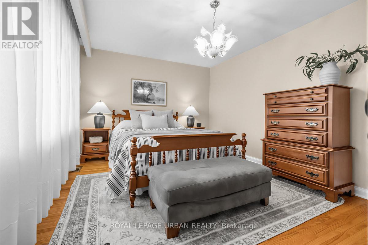 10 Kenewen Court, Toronto (victoria Village), Ontario