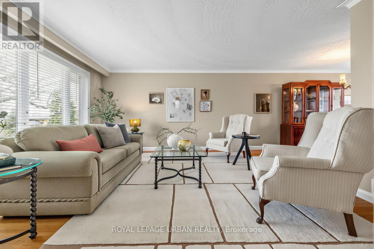 10 Kenewen Court, Toronto (victoria Village), Ontario