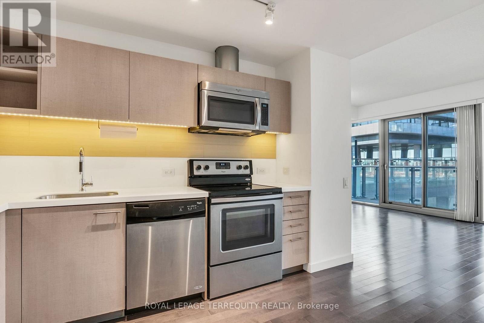 401 - 390 Cherry Street, Toronto (waterfront Communities), Ontario