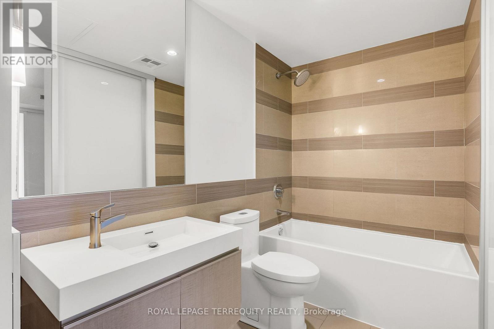 401 - 390 Cherry Street, Toronto (waterfront Communities), Ontario