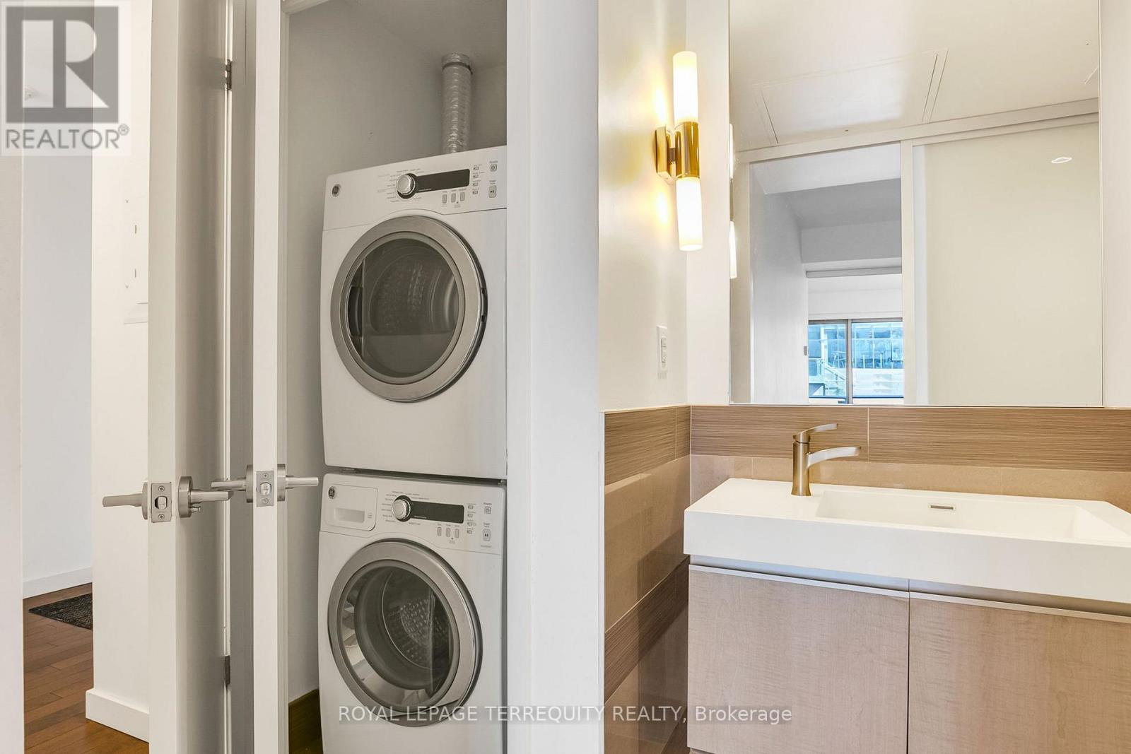 401 - 390 Cherry Street, Toronto (waterfront Communities), Ontario