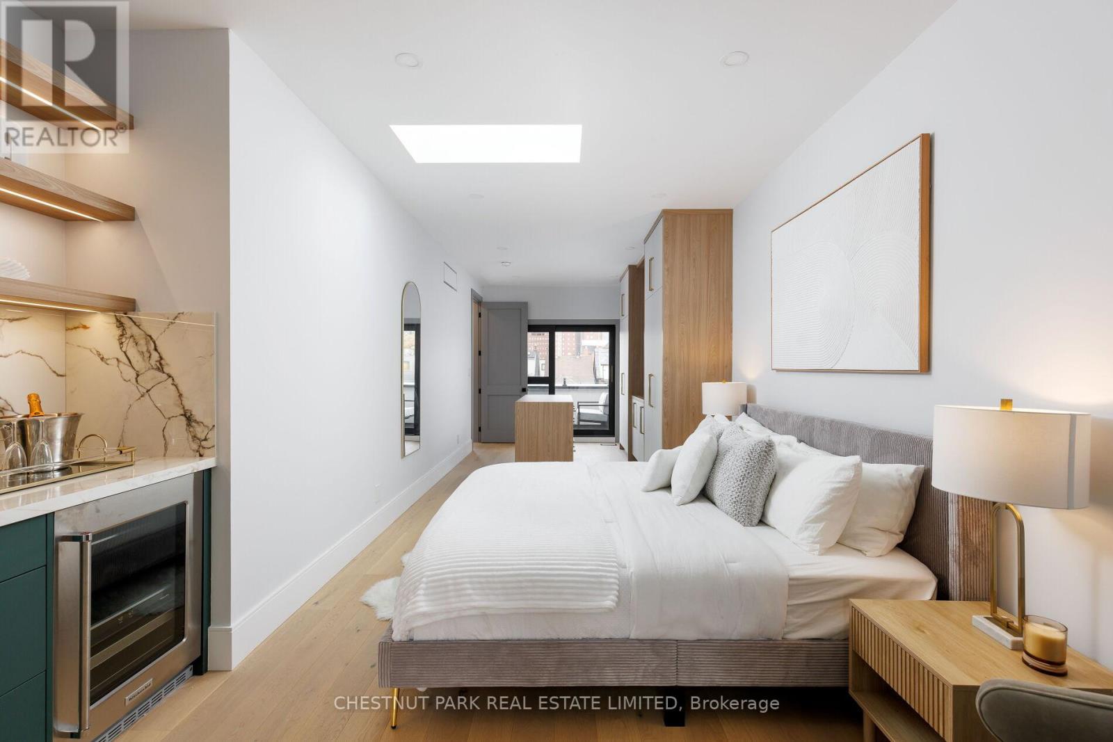 269 Euclid Avenue, Toronto (trinity-bellwoods), Ontario