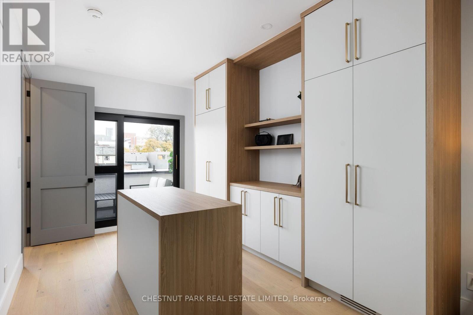 269 Euclid Avenue, Toronto (trinity-bellwoods), Ontario