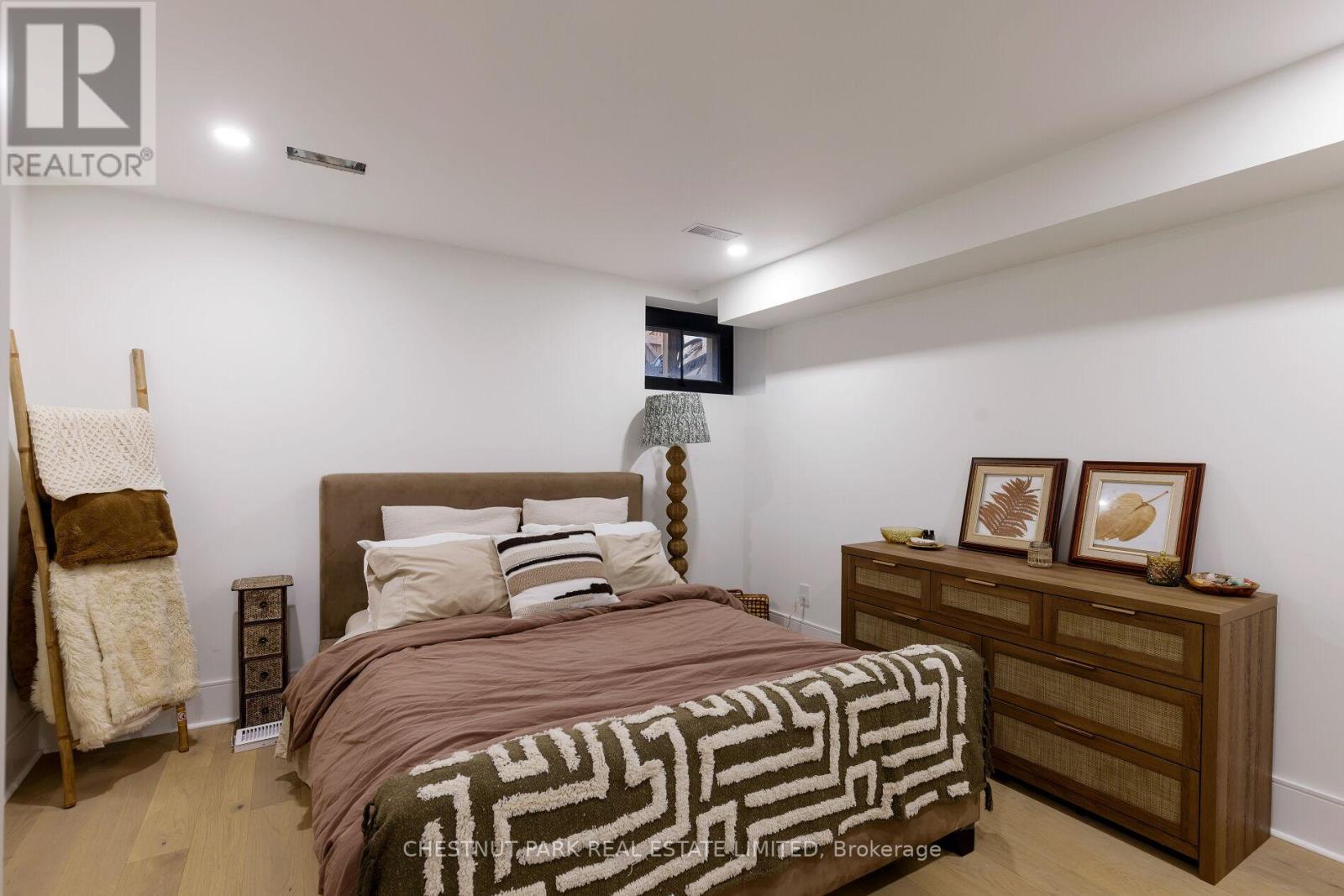 269 Euclid Avenue, Toronto (trinity-bellwoods), Ontario