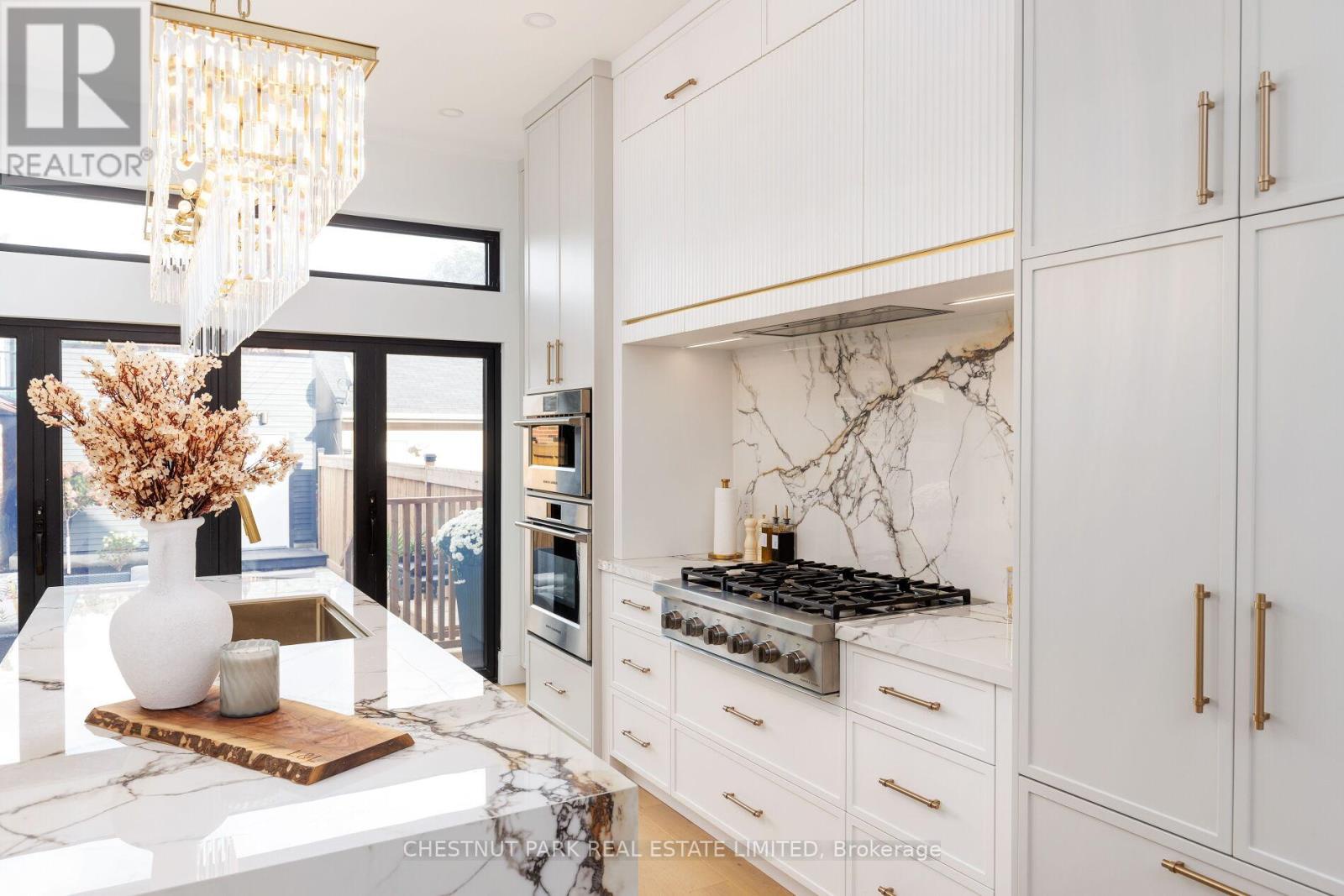 269 Euclid Avenue, Toronto (trinity-bellwoods), Ontario