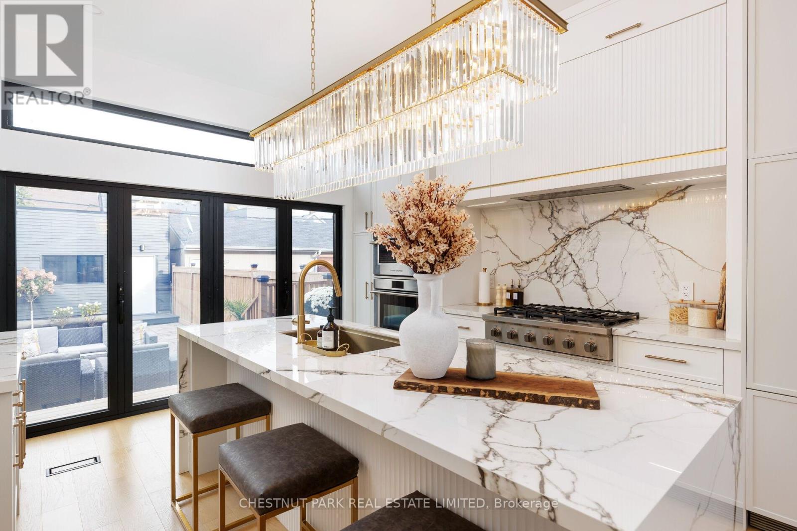 269 Euclid Avenue, Toronto (trinity-bellwoods), Ontario