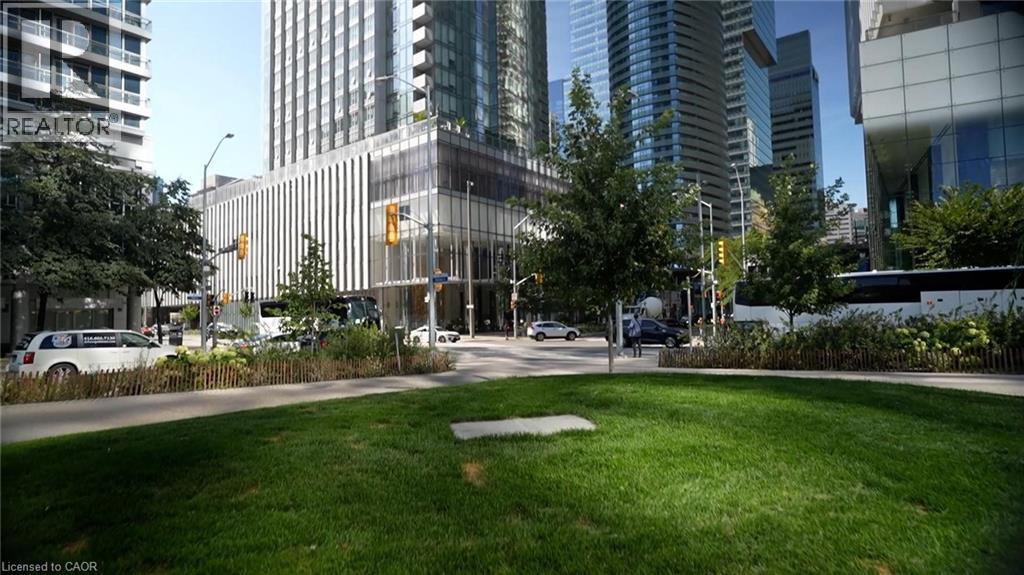 10 York Street Unit# 5512, Toronto, Ontario