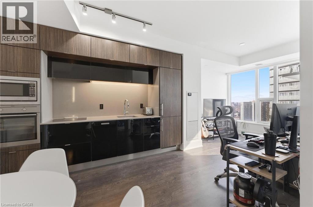 10 York Street Unit# 5512, Toronto, Ontario