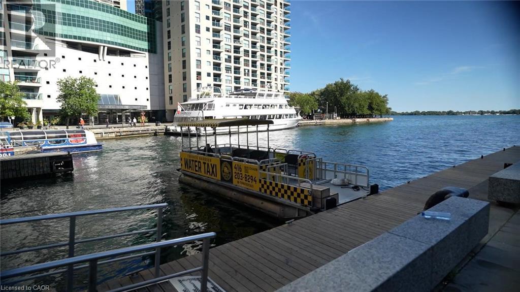 10 York Street Unit# 5512, Toronto, Ontario