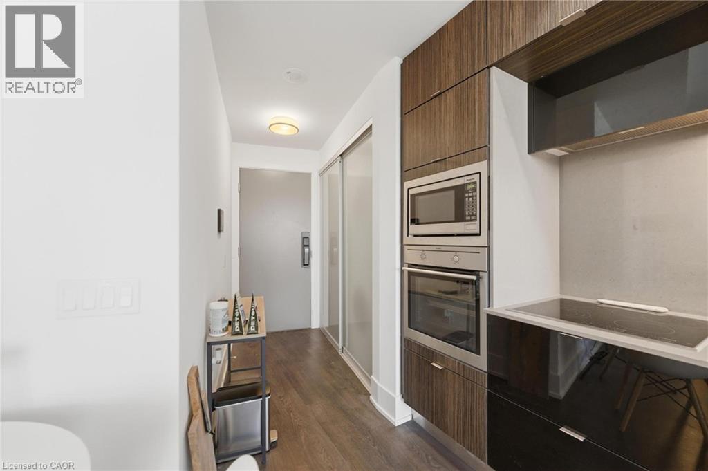 10 York Street Unit# 5512, Toronto, Ontario
