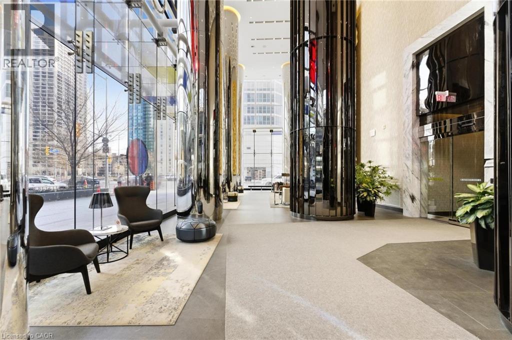 10 York Street Unit# 5512, Toronto, Ontario