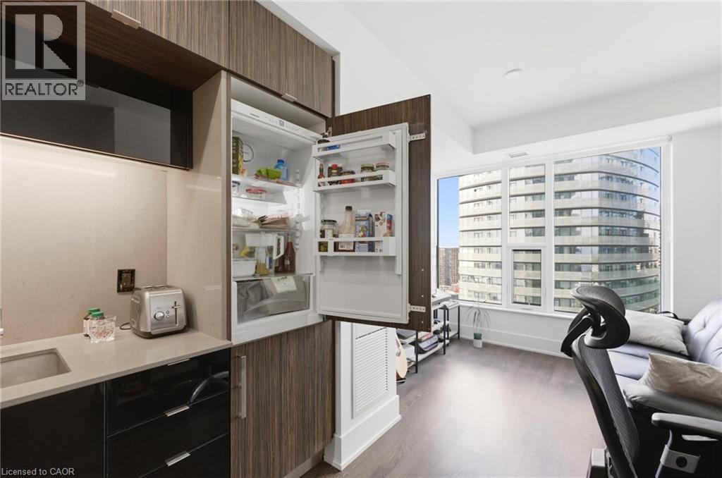 10 York Street Unit# 5512, Toronto, Ontario