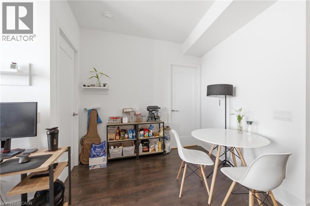 10 York Street Unit# 5512, Toronto, Ontario