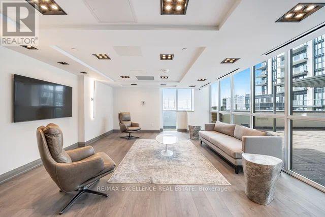 309 - 10 Meadowglen Place, Toronto (woburn), Ontario