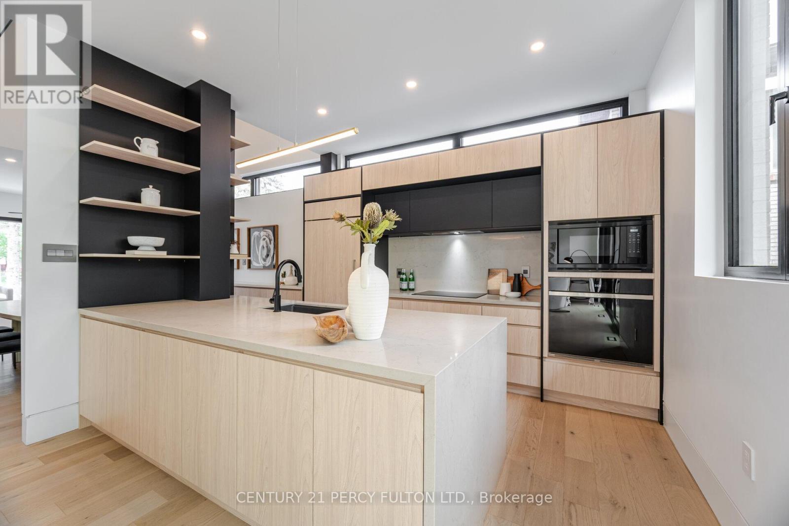 10 Haida Court, Toronto (highland Creek), Ontario