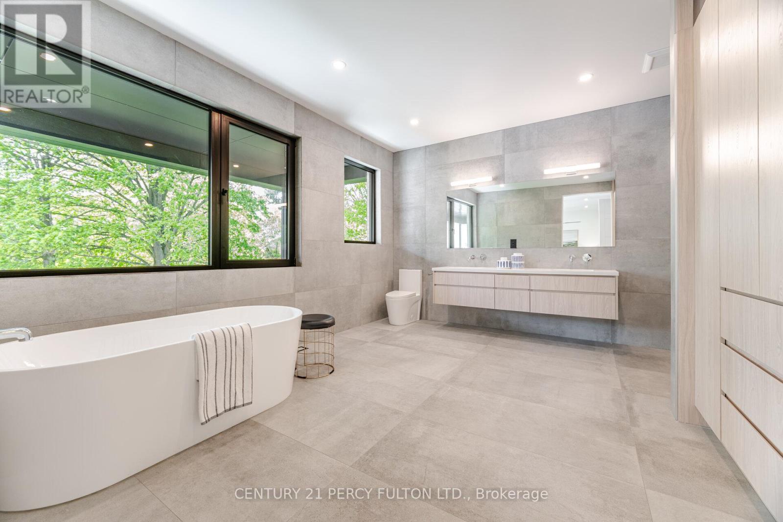 10 Haida Court, Toronto (highland Creek), Ontario