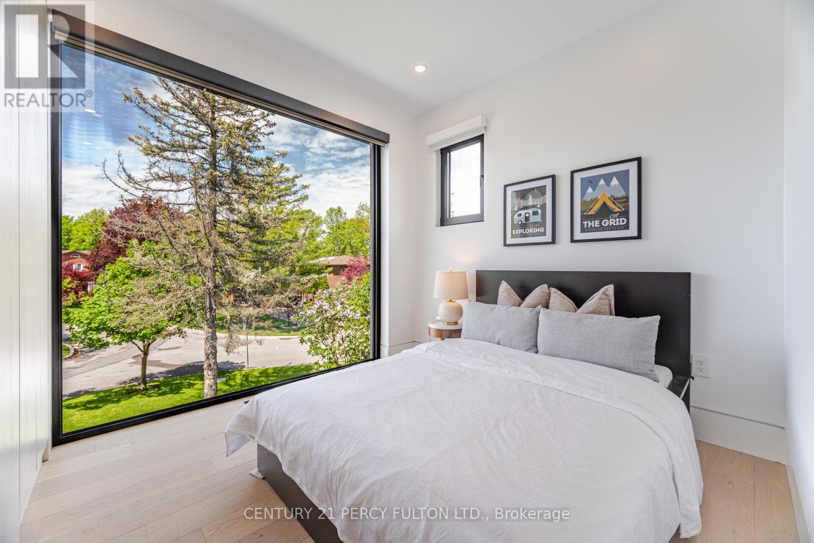 10 Haida Court, Toronto (highland Creek), Ontario