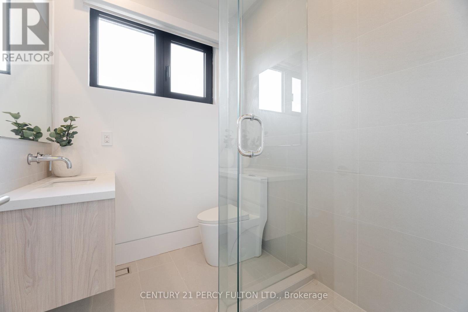 10 Haida Court, Toronto (highland Creek), Ontario