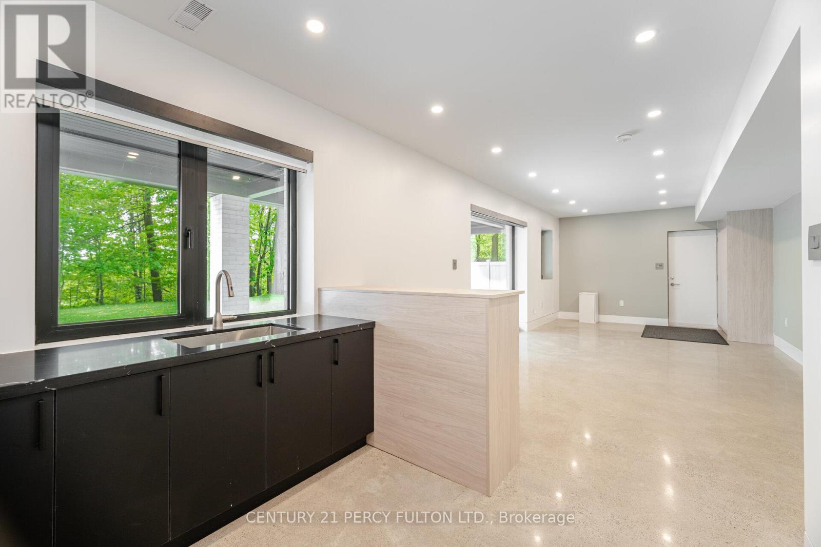 10 Haida Court, Toronto (highland Creek), Ontario