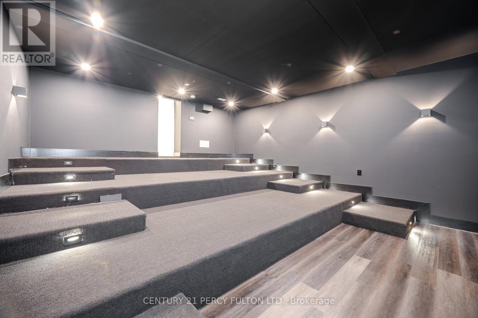 10 Haida Court, Toronto (highland Creek), Ontario