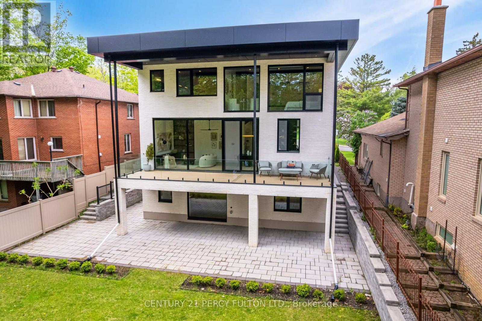 10 Haida Court, Toronto (highland Creek), Ontario