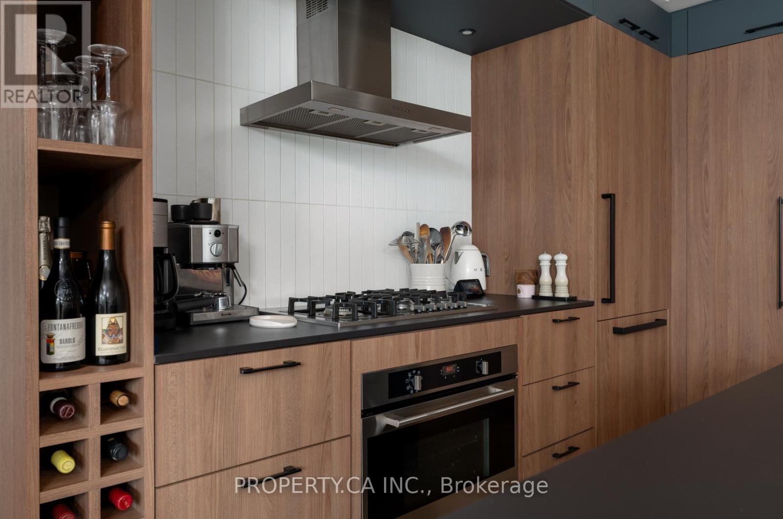 302 - 41 Dovercourt Road, Toronto (niagara), Ontario