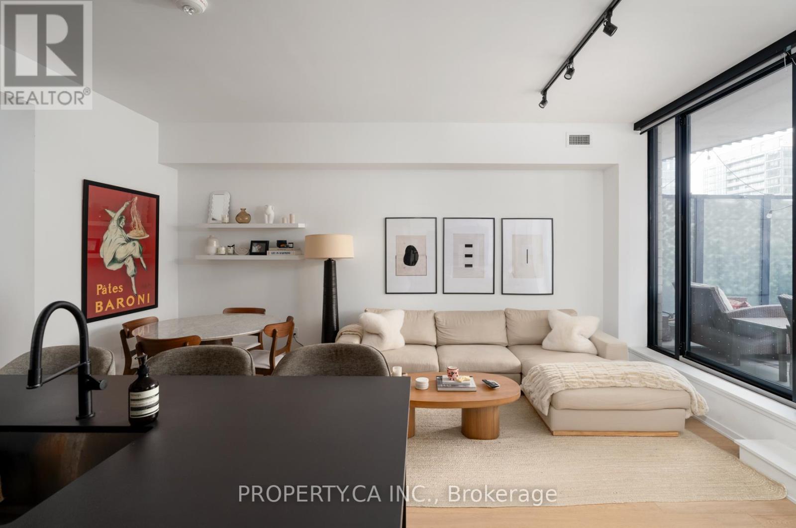 302 - 41 Dovercourt Road, Toronto (niagara), Ontario