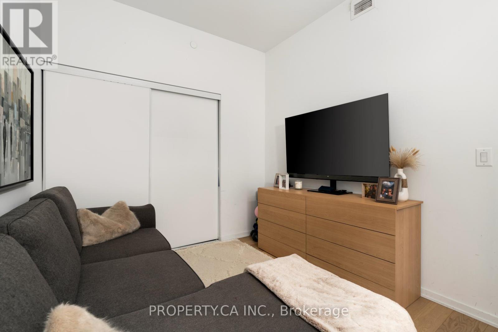 302 - 41 Dovercourt Road, Toronto (niagara), Ontario