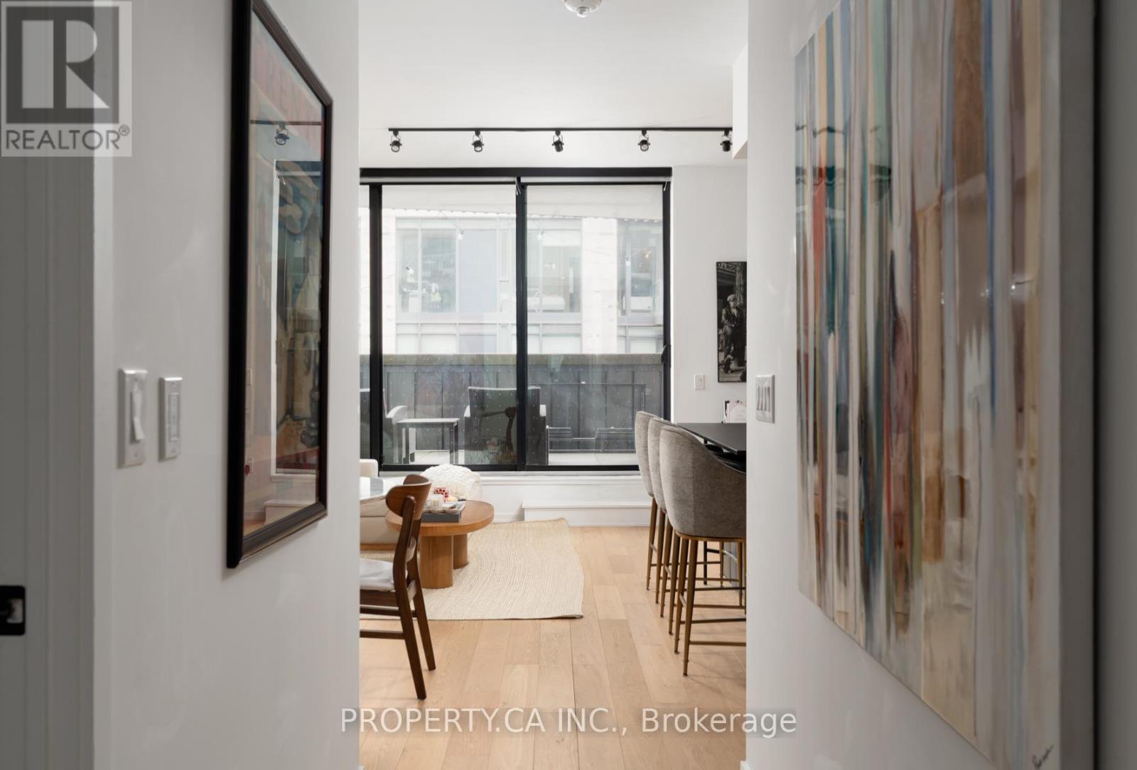 302 - 41 Dovercourt Road, Toronto (niagara), Ontario