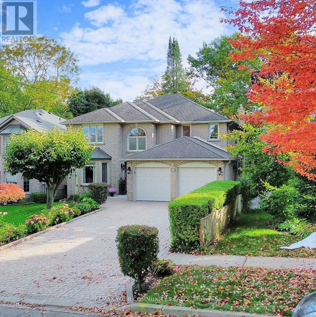 35 La Rush Drive, Toronto (humber Heights), Ontario