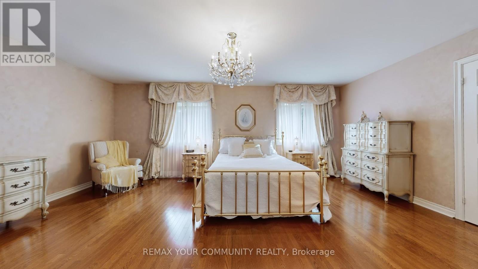 35 La Rush Drive, Toronto (humber Heights), Ontario