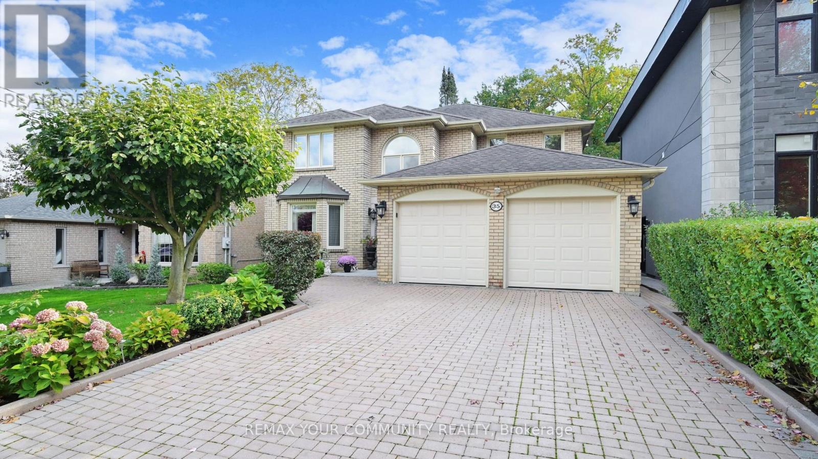 35 La Rush Drive, Toronto (humber Heights), Ontario