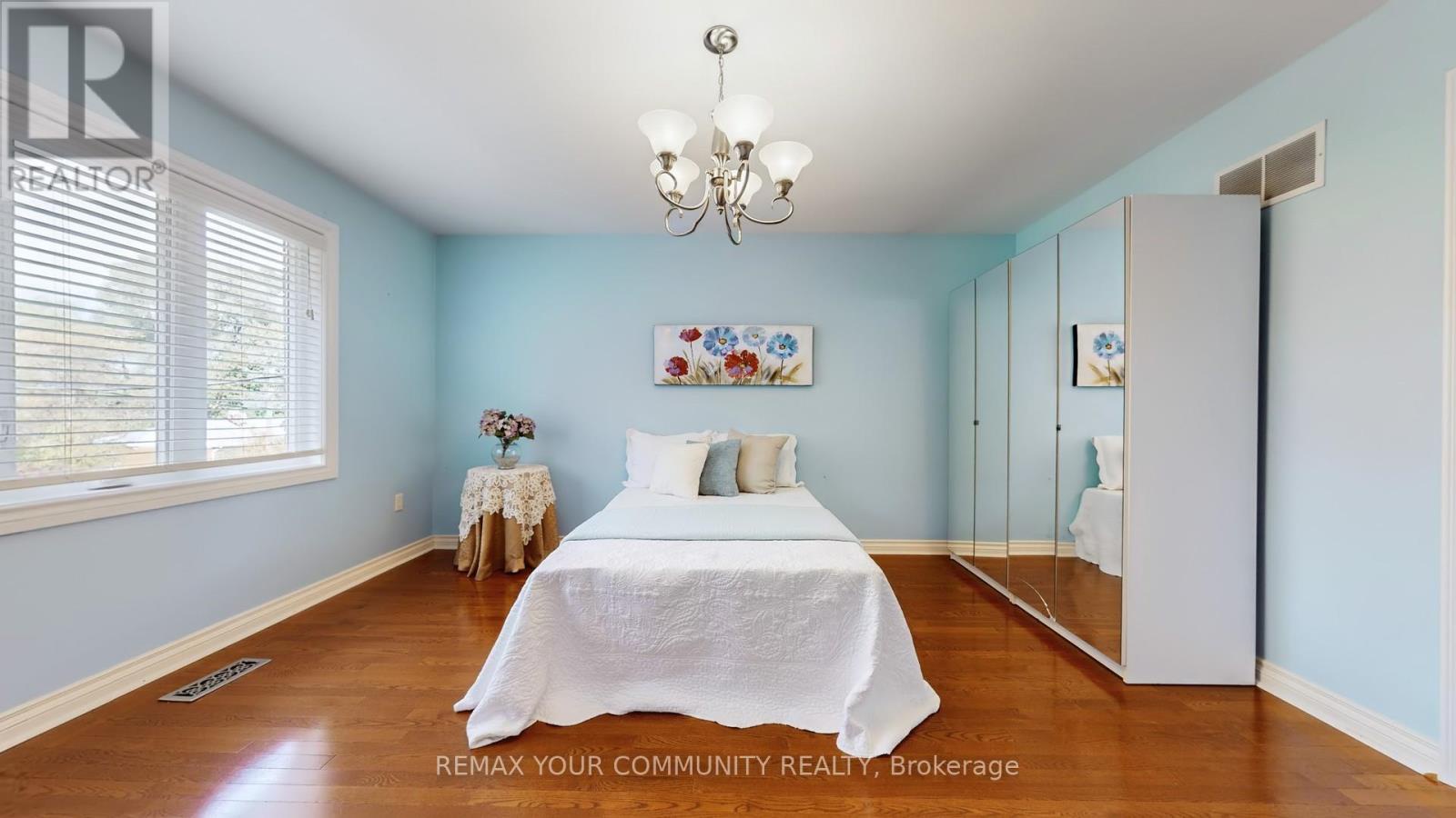 35 La Rush Drive, Toronto (humber Heights), Ontario