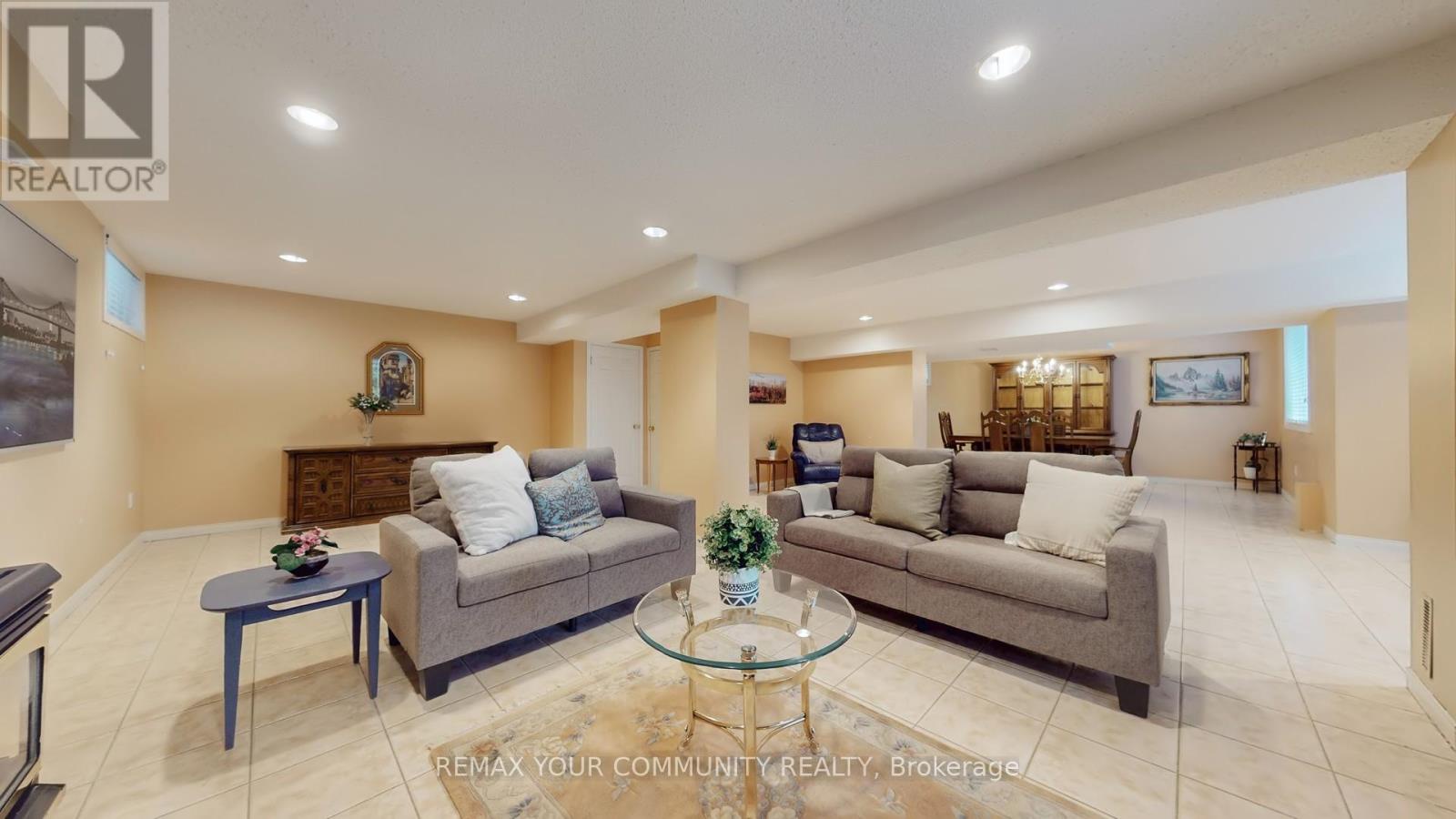 35 La Rush Drive, Toronto (humber Heights), Ontario