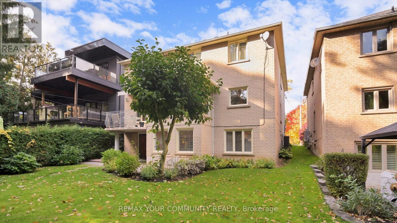 35 La Rush Drive, Toronto (humber Heights), Ontario