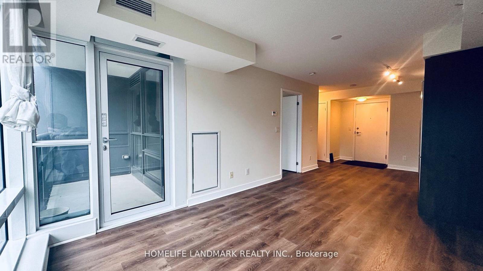 605 - 295 Adelaide Street W, Toronto (waterfront Communities), Ontario