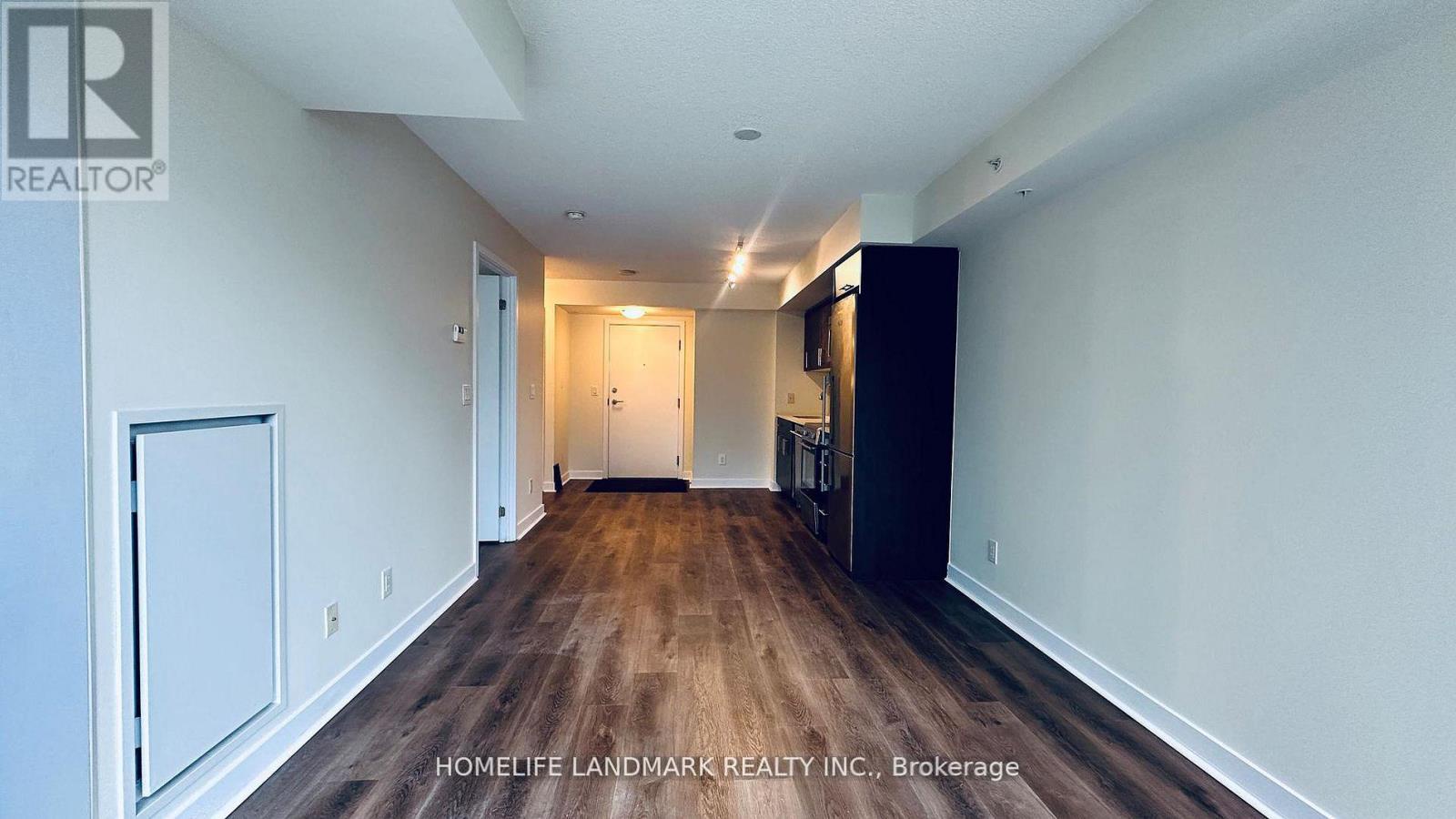 605 - 295 Adelaide Street W, Toronto (waterfront Communities), Ontario