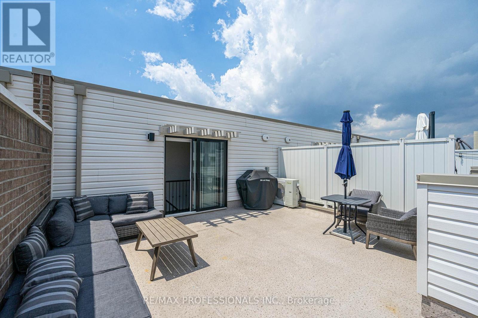 320 - 6 Drummond Street, Toronto (mimico), Ontario