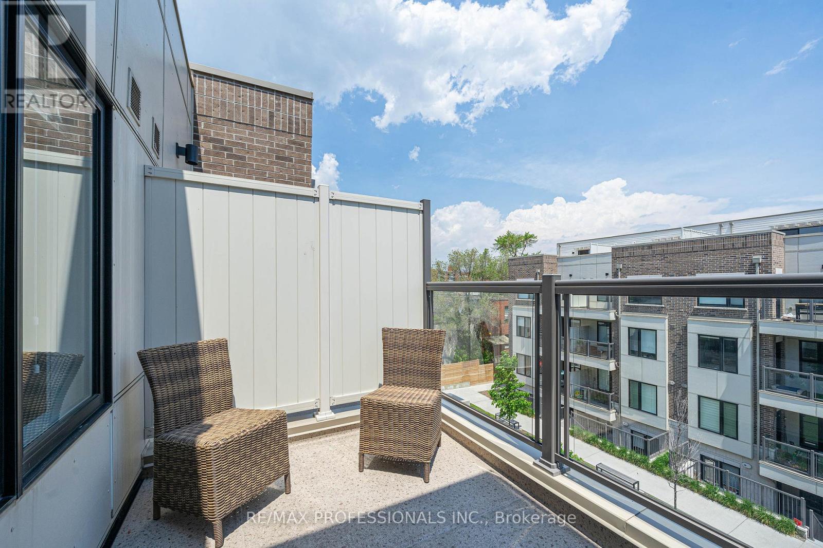 320 - 6 Drummond Street, Toronto (mimico), Ontario