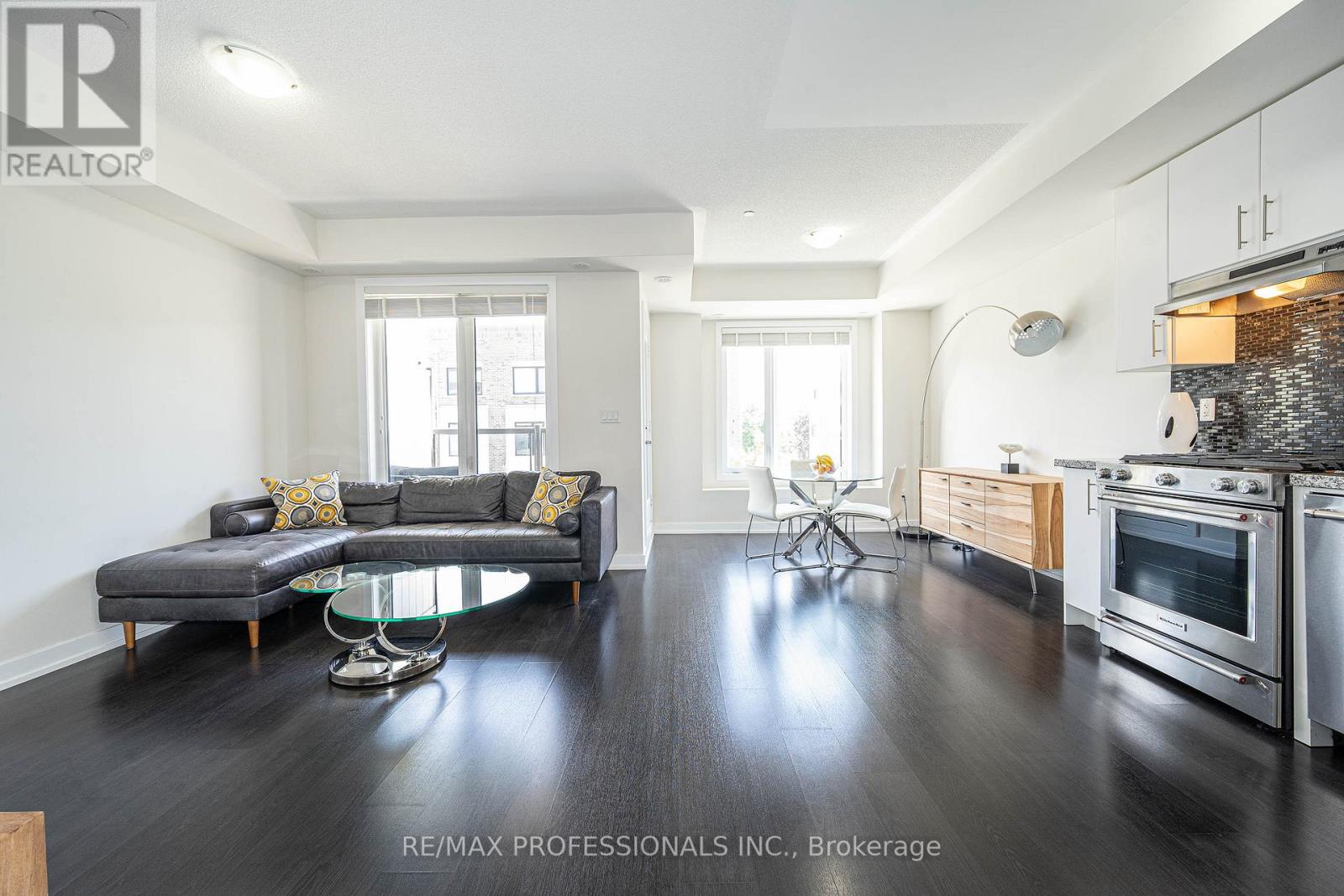 320 - 6 Drummond Street, Toronto (mimico), Ontario