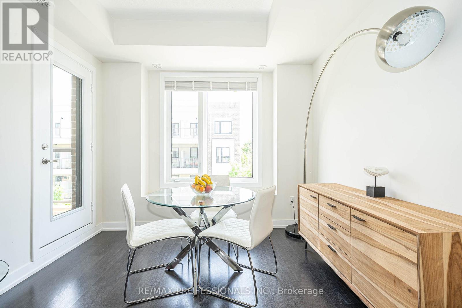 320 - 6 Drummond Street, Toronto (mimico), Ontario