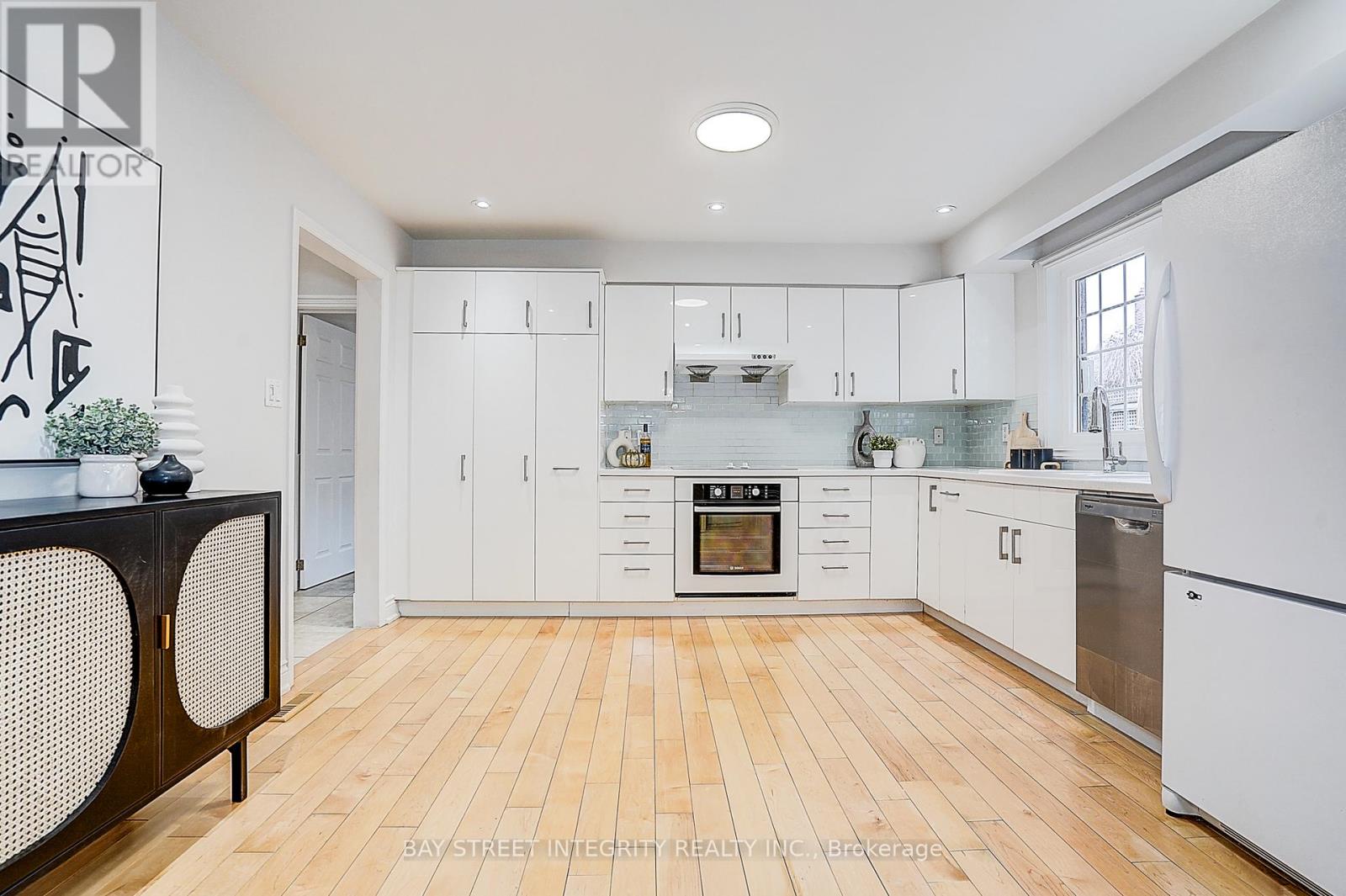 46 Caravan Drive, Toronto (banbury-don Mills), Ontario