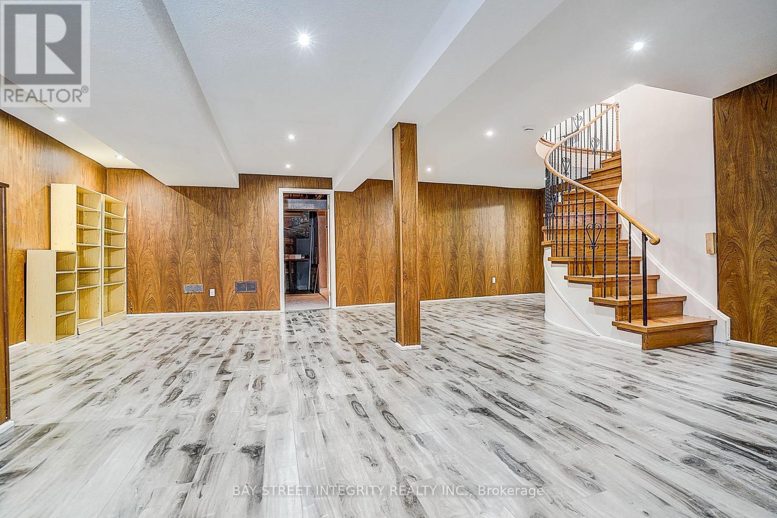 46 Caravan Drive, Toronto (banbury-don Mills), Ontario